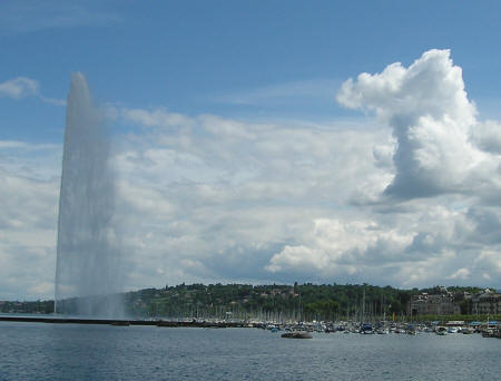 Geneva's Jet d'Eau - World-famous Fountain