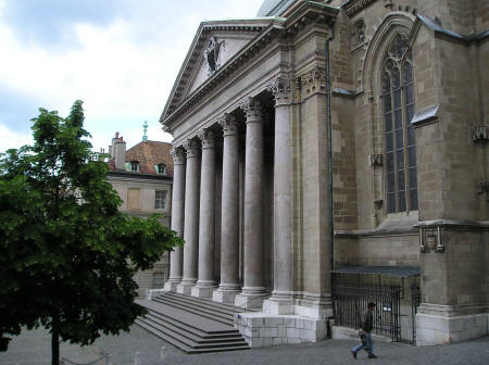 Archaeological Exhibition at Cathedrale Saint-Pierre